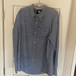 Quicksilver long sleeve men’s cotton dress shirt.